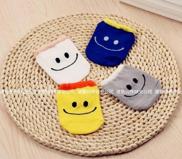 Хлопковые нескользящие носки-тапочки для малышей 0-2 лет с улыбающимся лицом, 24 шт. = 12 пар/лот(разные цвета
