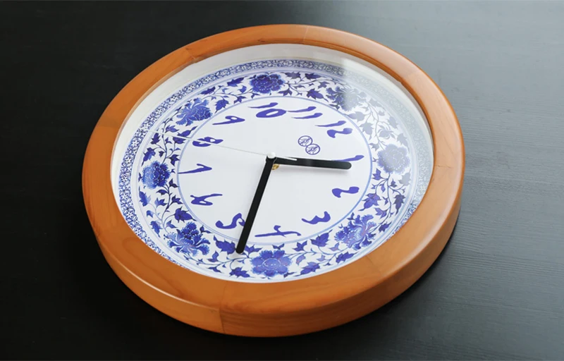 3wall clock2