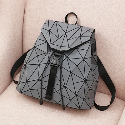 Nevenka Female Backpack Purse Women Holographic Backpack Ladies Geometric Backpacks Teenager Girl Drawstring Bags for Women - Цвет: Gray