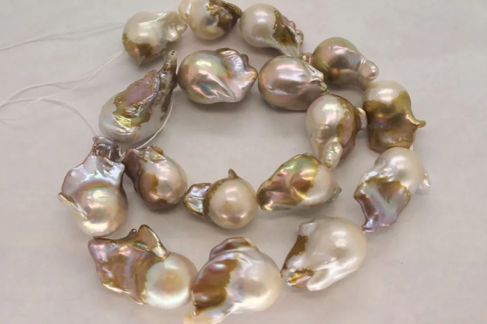 

huij 003170 Large Nucleated Flameball Baroque Freshwater Pearls necklace18inch