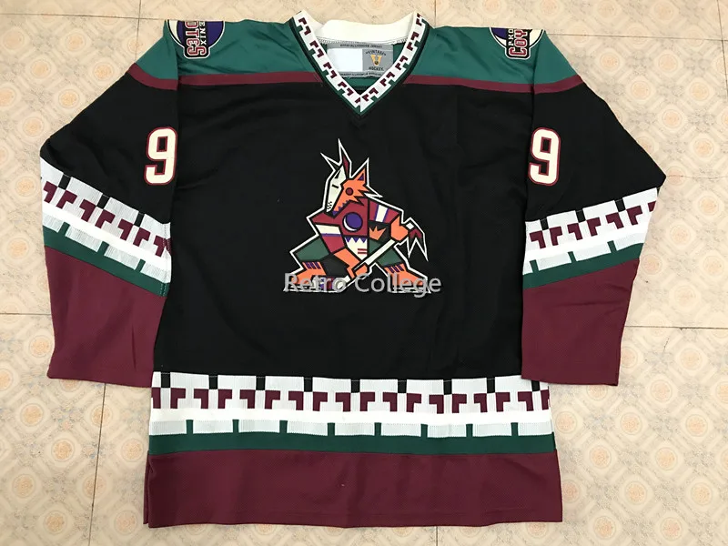 

Phoenix Coyotes 99 Wayne Gretzky throwback MEN'S Hockey Jersey Embroidery Stitched Customize any number and name