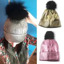 Модные бронзовые шапки-бини золотого и серебряного цветов, шапка с помпоном из меха енота для женщин, зимние вязаные теплые шапки для женщин skullies