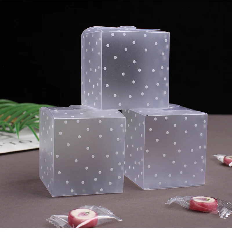 

6*6*6cm Frosted Translucent Polka Dots PVC Candy Box Wedding Favors Christmas Party Cube Gift Boxes Sweets Candy Cake Gift Bags