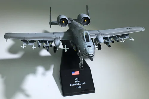 1:100 Амер сплав моделирование Танк бомбардировщик A10 США 1994 Fairchild A-10A молния истребитель атака модель - Цвет: shayuzui