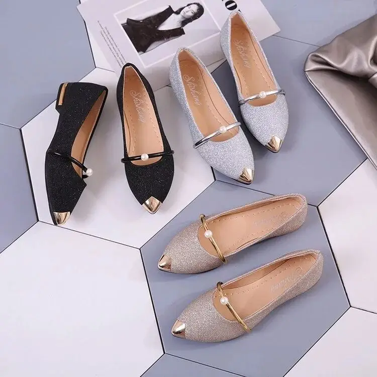 Новые весенние женские туфли на плоской подошве; повседневная женская обувь; удобные туфли на плоской подошве с острым носком; слипоны с бусинами; цвет серебряный, золотой; 6657