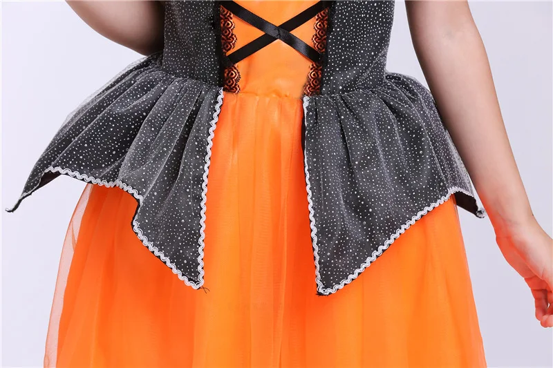 4672683144_1583789246