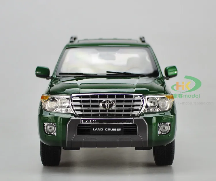 1:18 весы Toyota Land Cruiser LC200 зеленая литая под давлением модель автомобиля SUV игрушки для коллекции подарков оригинальная коробка