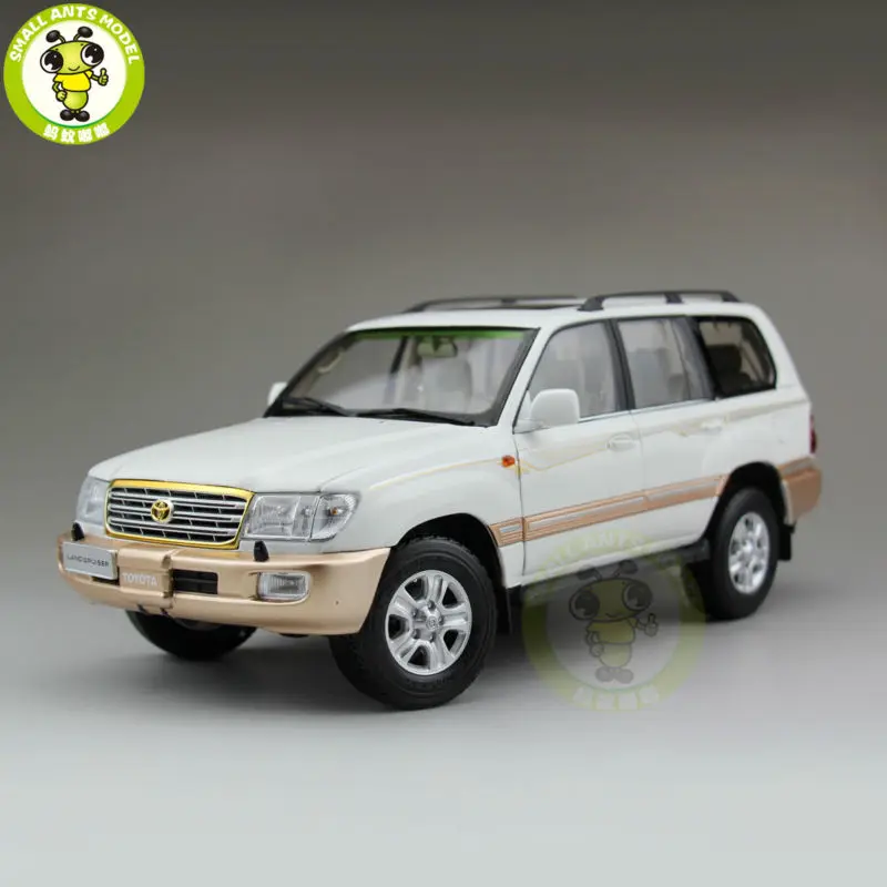 1/18 Toyota Land Cruiser LC100 литая под давлением модель автомобиля SUV игрушки для подарков коллекционирование, хобби белый