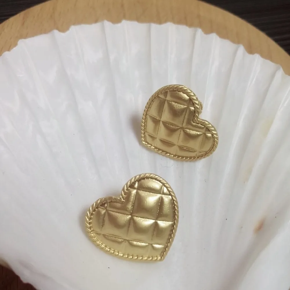 HUANZHI, корейские новые винтажные золотые матовые металлические круглые жемчужные серьги-гвоздики для женщин, девушек, вечерние, подарок