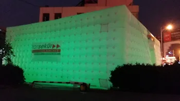 

Free shipping 4M height ,10M length, 8M width Inflatable tent/ inflatable LED tent/ advertising inflatable LED tent