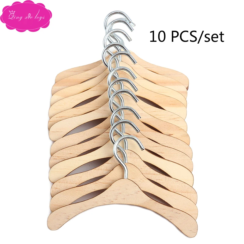 

18 inch Girls doll wood hangers American newborn clothes accessories Baby toys fit 43 cm baby boy 14.5-inch doll Babie dolls Q20
