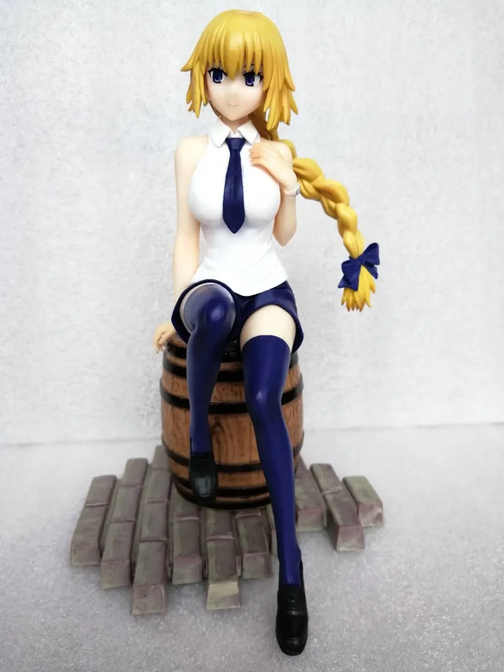 

20cm Fate Grand Order Joan of Arc Jeanne d'Arc Alter with Wine barrel Sexy girls Anime PVC Action Figures toys Anime figure Toys