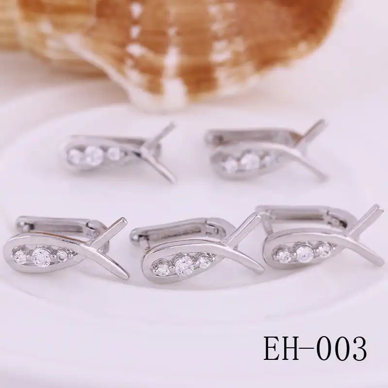 2017 Бесплатная доставка украшений женский рыбы декор циркон серебряные серьги женские рыбы популярный стиль серьги и ухо клип