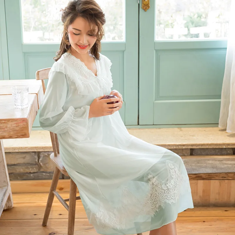 

Spring and Summer New Pyjamas Lace Yarn Princess Long Sleeve Length Nightgown Solid Night Dress V-Neck Women Nightwear Sleepwear