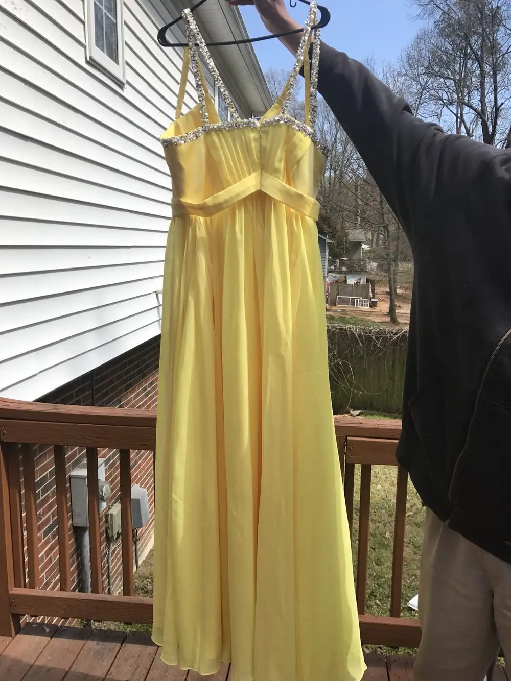 review_2037556149_00