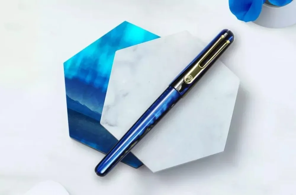 Caneta de Tinta Presente para a Escola de Escritório de Negócios Nova Picasso Celluloid Caneta Fonte Pimio Etsandy Aurora Ps-975 Irídio f Nib Escrita