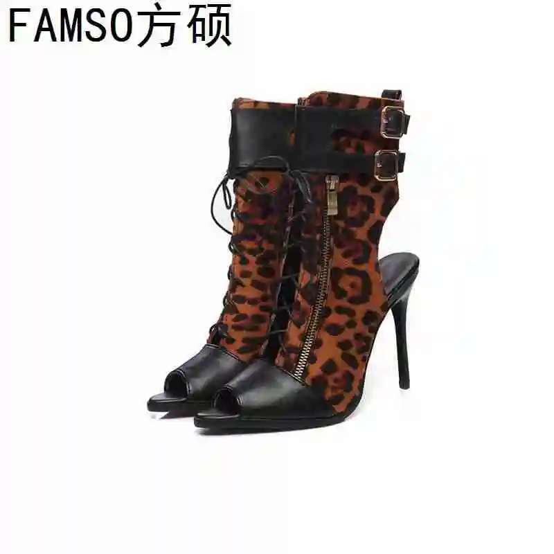 

FAMSO 2019 New Shoes For Women High Heels Buckle Designer Retro Style Summer Peep toe Leopard Zipper Summer Prom Sandals Shoe