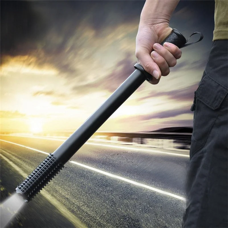 Outdoor Emergency Anti Wolf Self De-fense Tools Torch Lamp Powerful Emergency Defensive Lamp with LED Flashlight Outdoor Emergency Anti Wolf Self De-fense Tools Torch Lamp Powerful Emergency Defensive Lamp with LED Flashlight