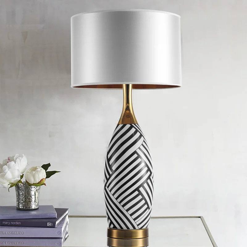 

Europe Zebra Stripes Ceramic Table Lamps Bedroom Bedside Decoration Light White Cloth Lampshade Study Reading Lighting E27 Bulb