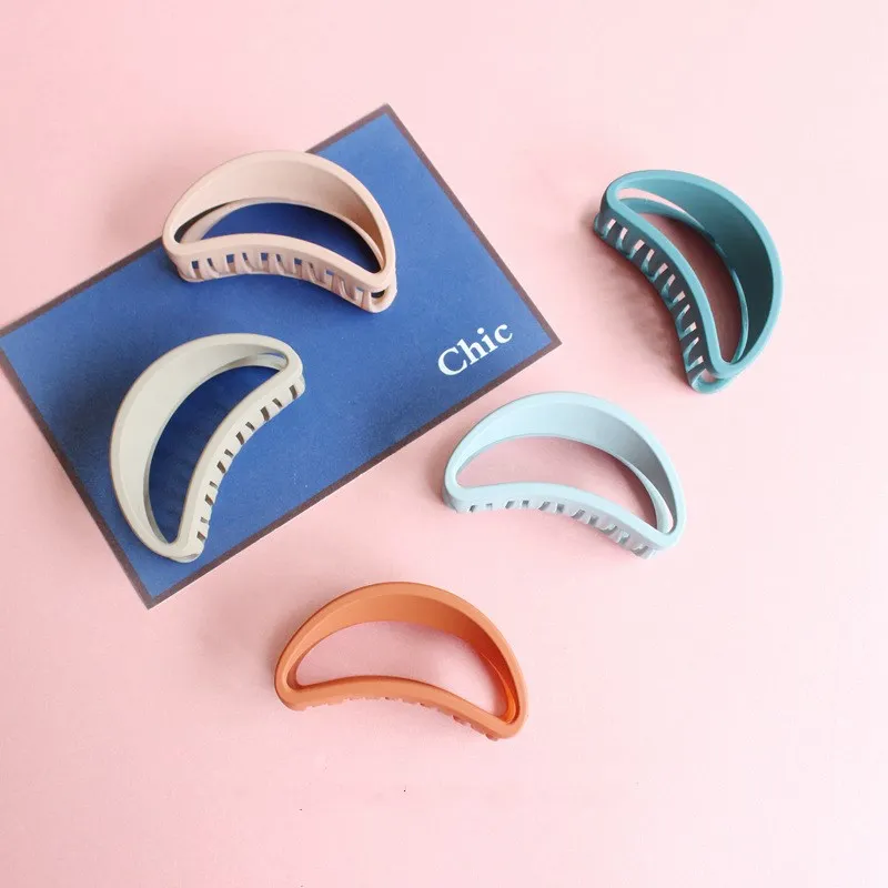 Women Hair Clip Large Size Acrylic Hairpins Solid Color Women Hair Crab Hair Claws Women Make UP Washing Tool Hair Accessories