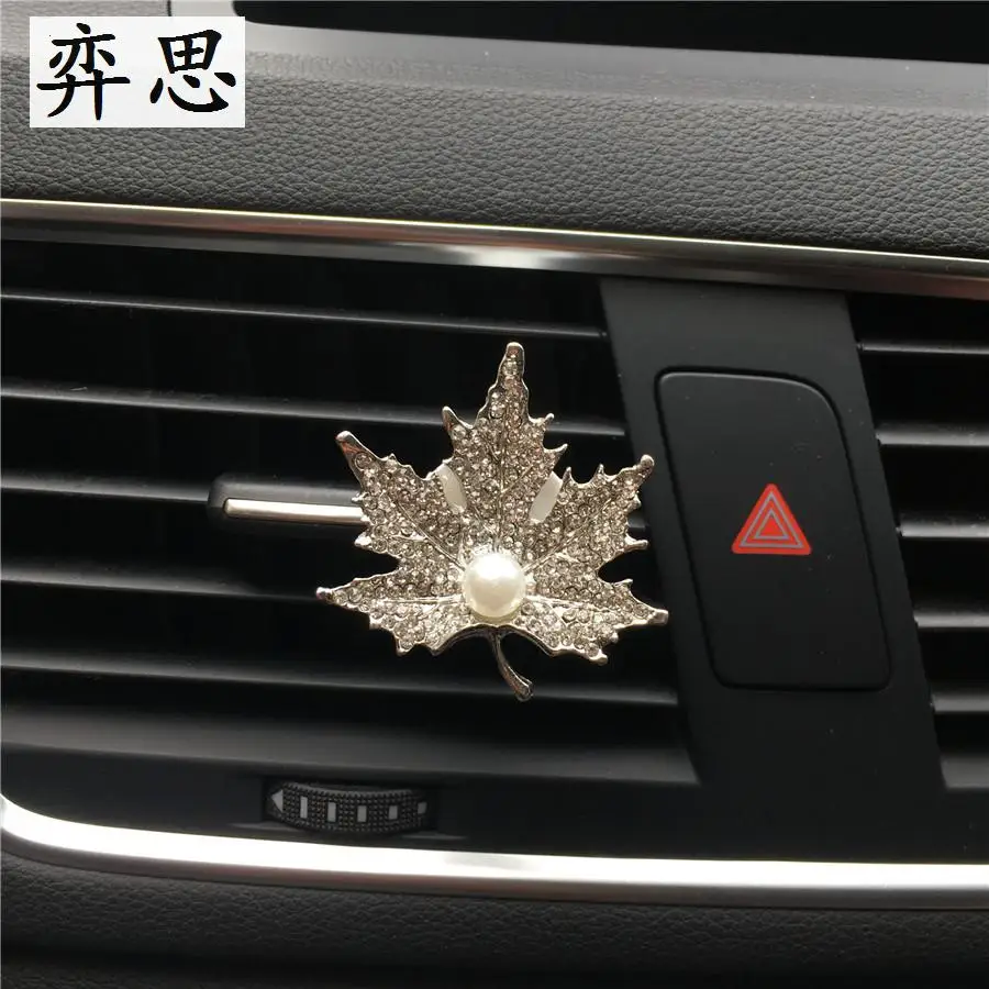 Exquisite maple leaves modelling Lovely Ladies car perfume clip car air