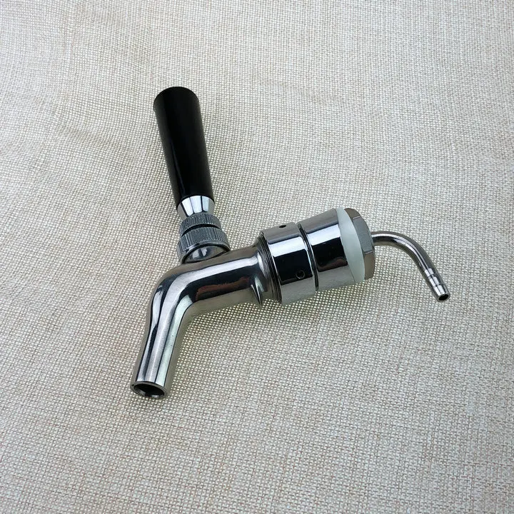 Perlick Perl 690SS Creamer With Flow Control Draft Beer Faucet - Stainless Steel