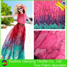 Новинка года лидер продаж печатных шифон Ткань градуированных перо для богема пляжная юбка платье