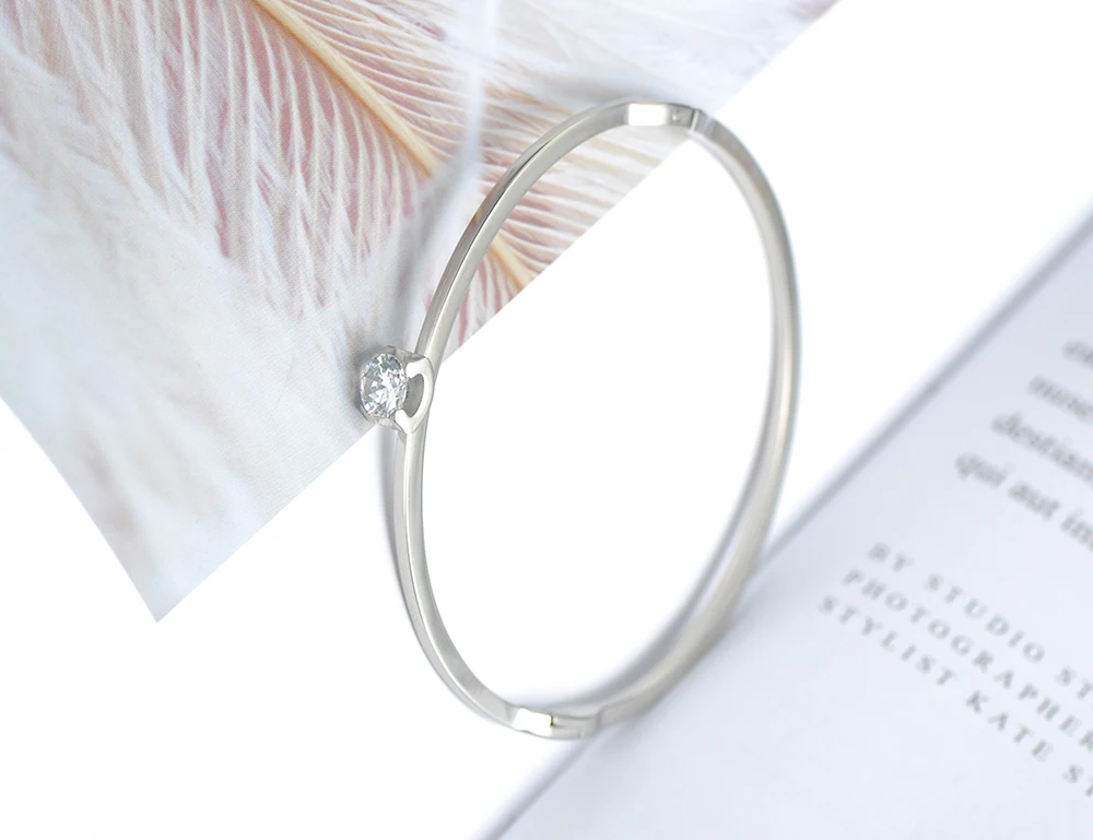 Lokaer Классическая титановая сталь браслет серебристого цвета браслеты Роскошные кубический цирконий свадебный ювелирный браслет для женщин B18030