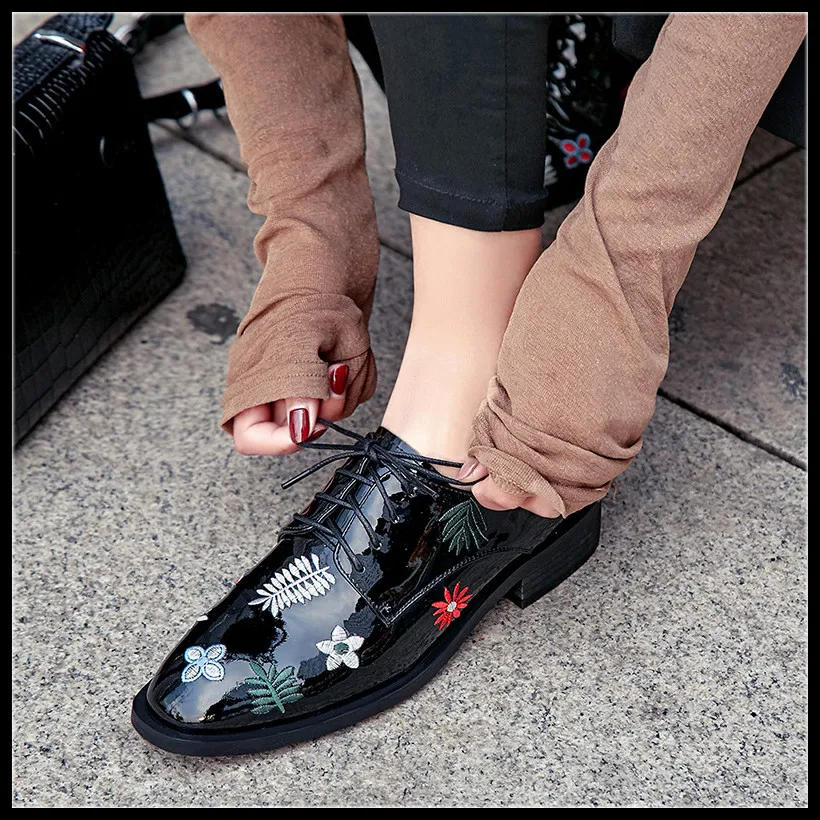 Plates Cuir Les rose Vintage Broderie Mocassins Pour Chaussures Casual Oxford Femmes En Dentelle Véritable Femme Up Appartements Noir TlF1JKc