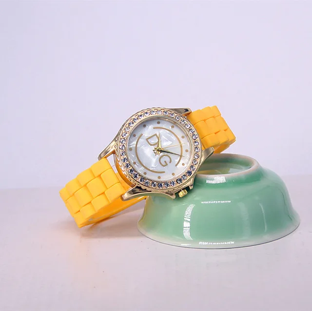 Reloj-Mujer-2019-Luxury-Brand-Quartz-Watch-Men-Casual-Outdoor-Watches-Crystal-Silicone-Women-Wrist-Watch.jpg_640x640 (8)