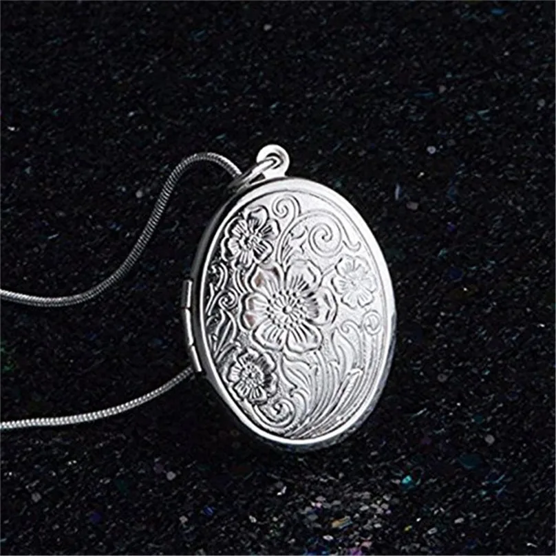 

Photo Frame Memory Locket Pendant Necklace Silver Color 925 Stamped Oval Shape Vintage Rose Flower Jewelry Women Gift 4ED