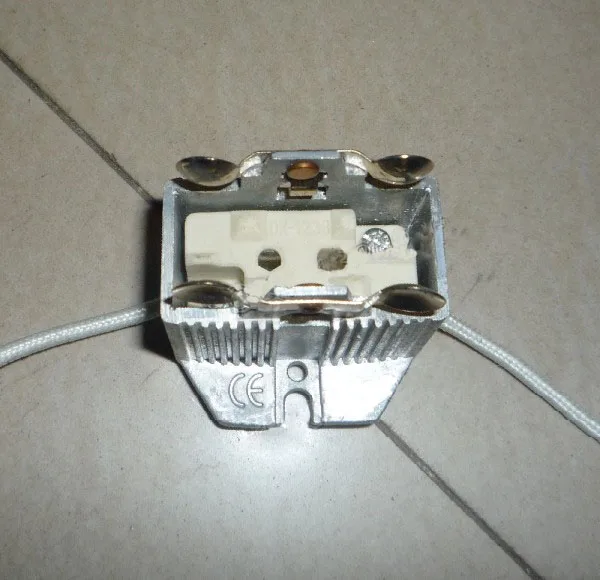 

GX9.5 high temperature lamp holder 575W single-ended shaking his head lamp holder / moving head lamp holder