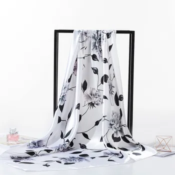 

New ladies Joker square oil painting rose flower pattern printed scarves travel sunscreen shawls women's scarves poncho women