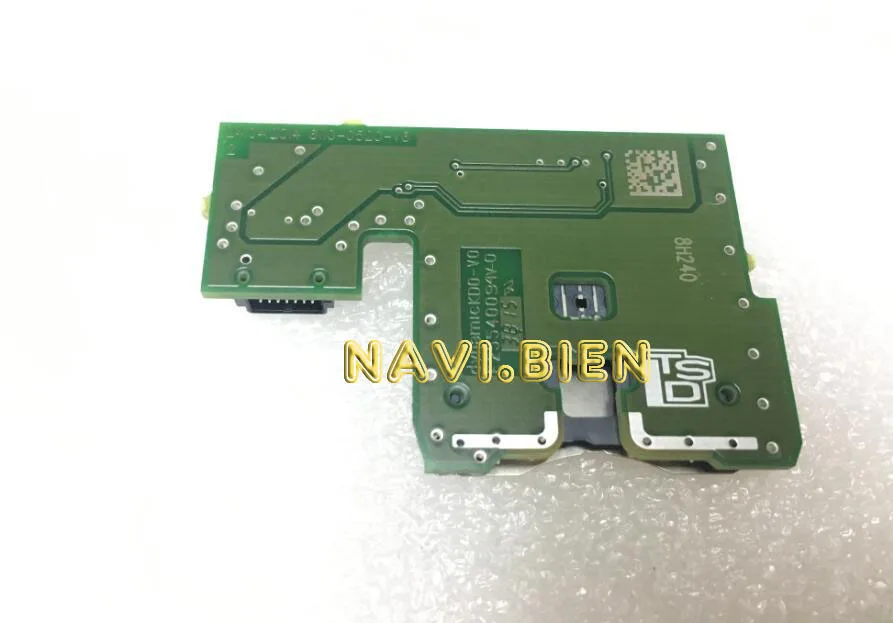 

FREE SHIPPING 3PCS BRAND NEW MERCEDES CD RADIO SOCKET SD CARD READER