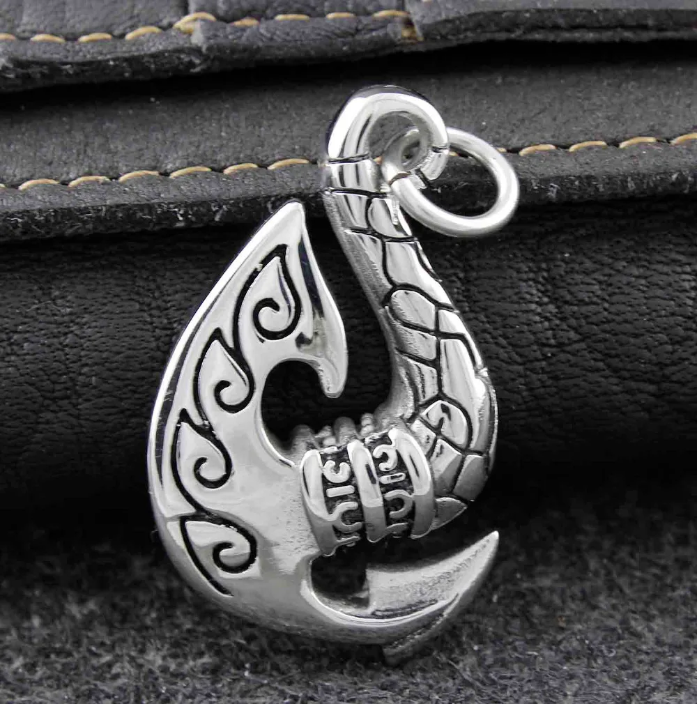 

Men's Stainlees Steel Maori Fish Hook Pendant Good Luck Jewelry MP09