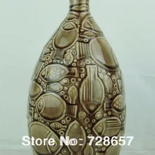 Классическая и винтажная ваза для украшения из керамики и фарфора. Художественная и ручная работа резная декоративная ваза