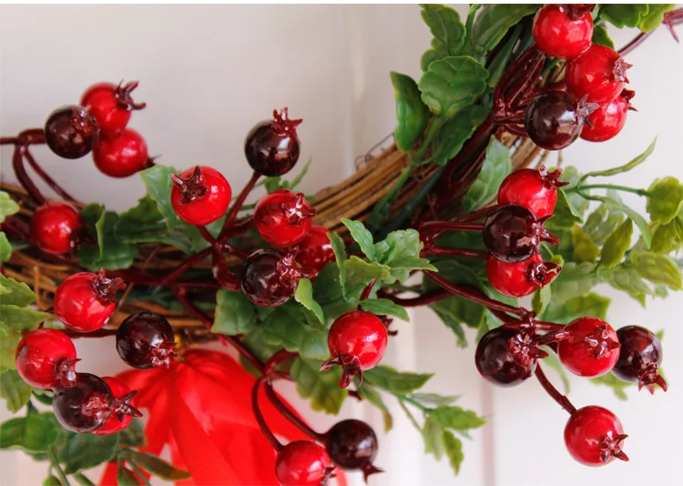 Flone Artificial Berry Wreath Christmas Wreath Simulation Wreath Garland For Christmas Home Door Hanging Decoration Wreath (4)