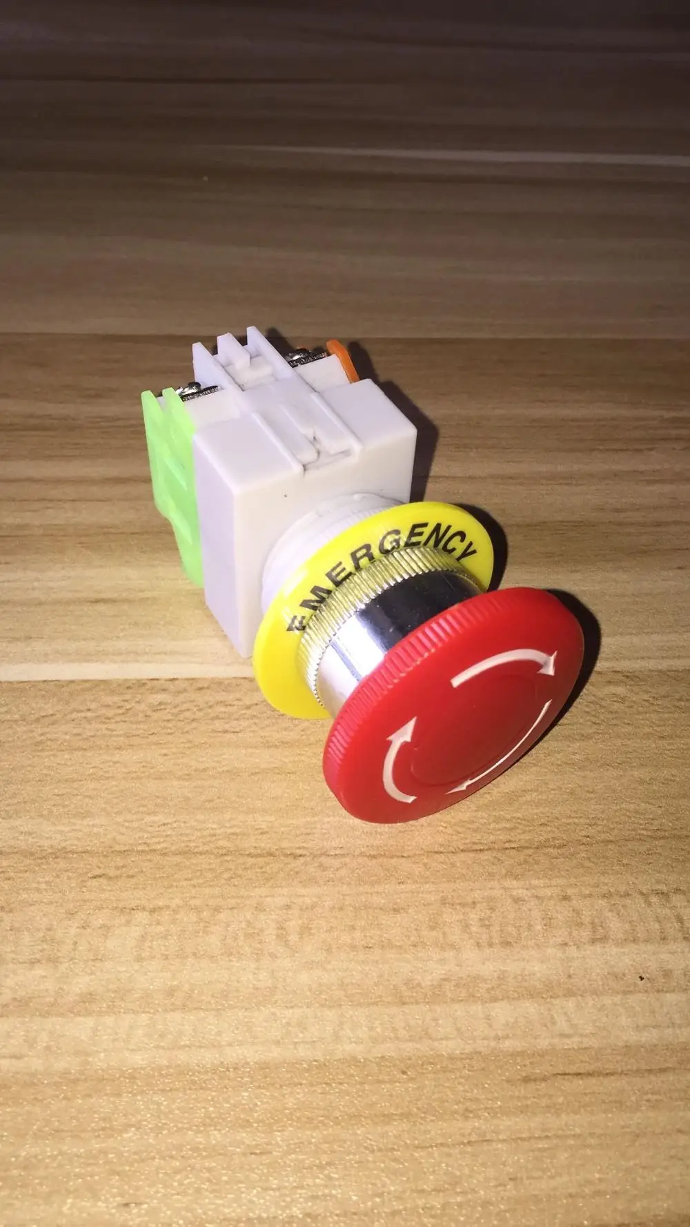 Красный грибной колпачок 1NO 1NC DPST Аварийная остановка кнопочный переключатель переменного тока 660 В 10 А переключатель оборудование лифт с фиксацией самоблокирующийся
