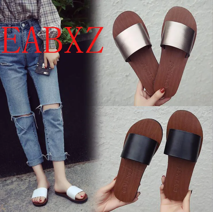 

EABXZ Soft bottom beach sandals light fashion versatile indoor one-slip slippers flat non-slip outdoor slippers flip flops shoes