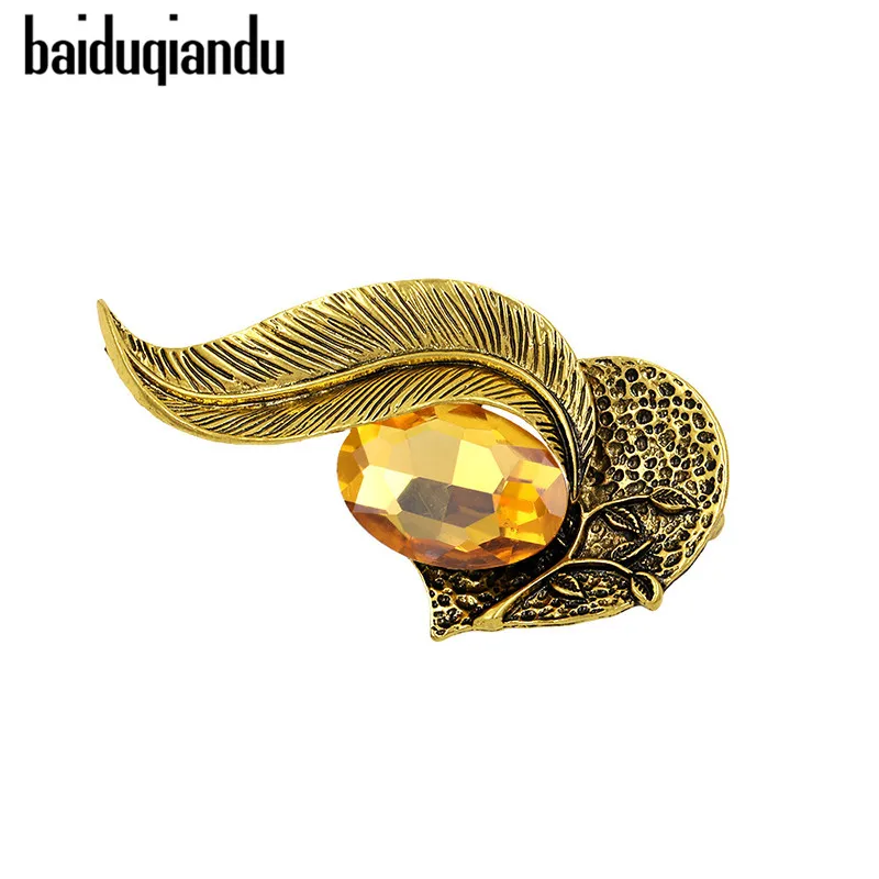 

baiduqiandu New Arrival Vintage Feather Brooch Pin Antique Gold Heart Crystal Rhinestone Metal Women Men Jewelry Accessories