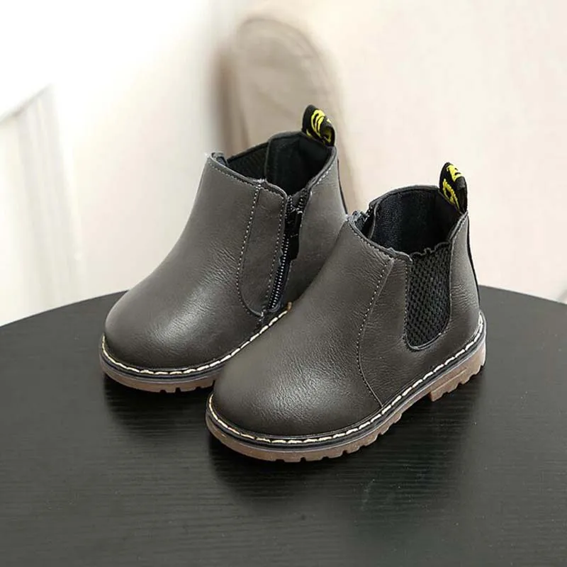 Ретро Детская обувь мальчиков сапоги Martin для девочек качественные детские из искусственной кожи ботинки на осень-зиму мальчиков неутепленные сапоги 2-12Year размер 21-36
