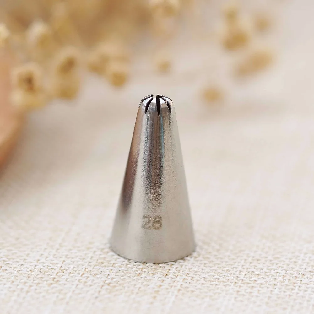 

#28 Small Size Close Star Cake Decorating Pastry Piping Nozzle Icing Tips Bakeware Kitchen Cookies Tools Stainless Steel