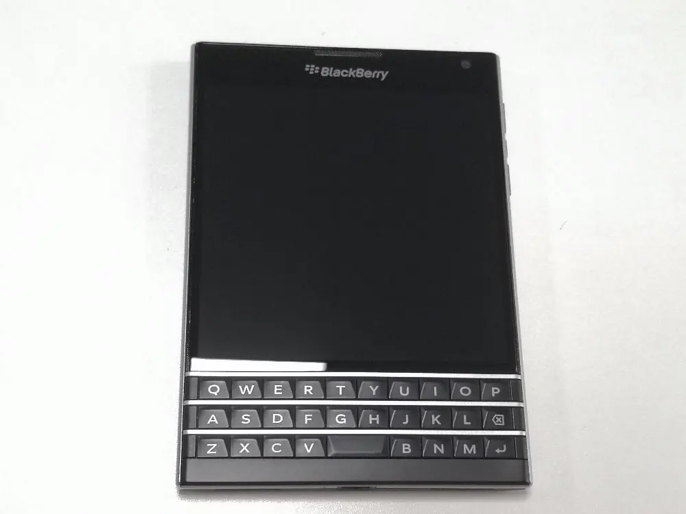 Разблокированный Blackberry passport Q30 четырехъядерный LTE 3 ГБ ОЗУ 32 Гб ПЗУ 13,0 МП мобильный телефон BlackBerry OS