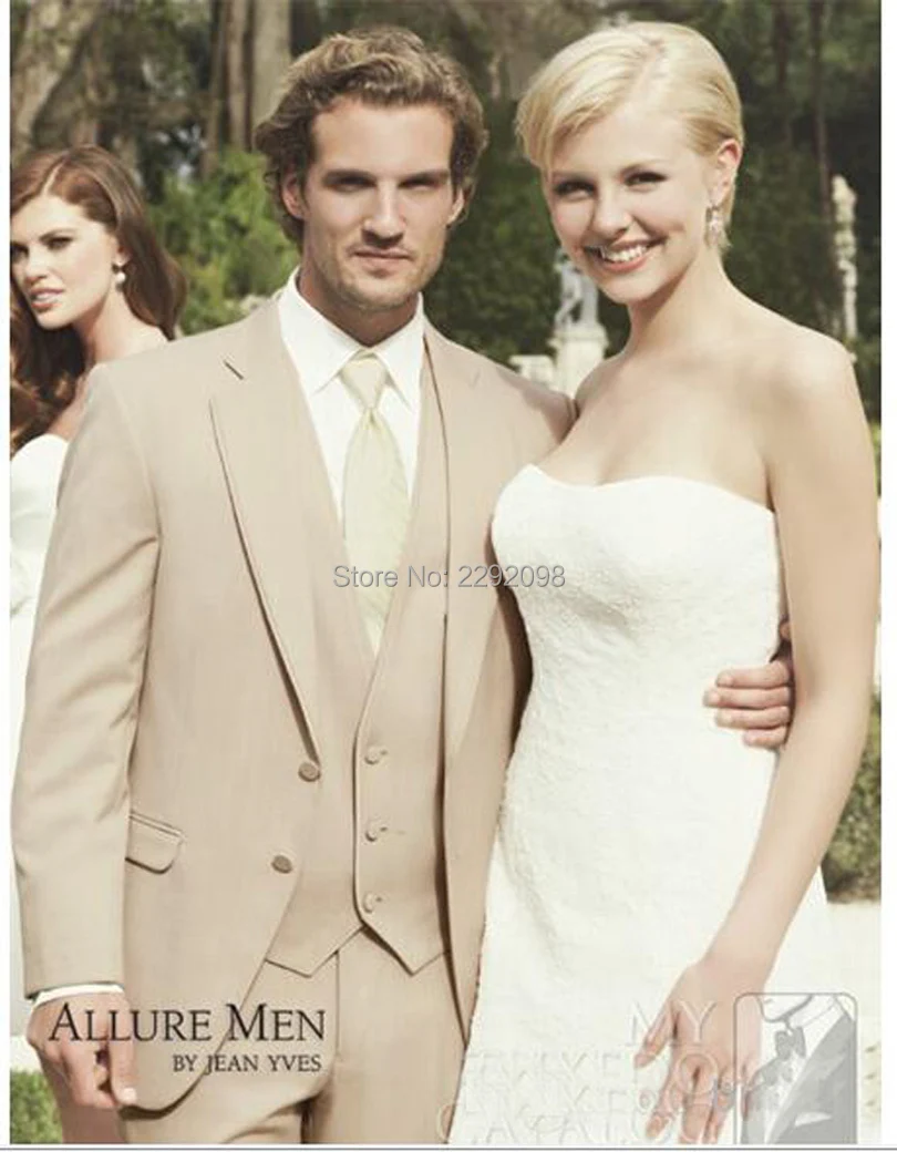 Custom-Made-Groom-Tuxedos-Light-Champagne-Side-Slit-Best-Man-Suit-Wedding-Groomsman-Men-Suits-Jacket.jpg