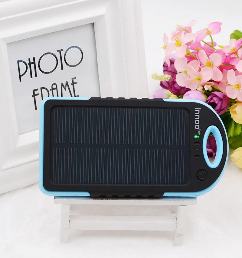 SOCO convenient solar power charger (7)