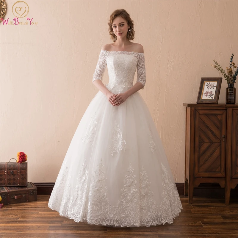 

Boat Neck Wedding Dress Simple Appliques Top and Edge Half Sleeves Floor Length Ball Gown Lace-up Back Off Shoulder Bridal Gown