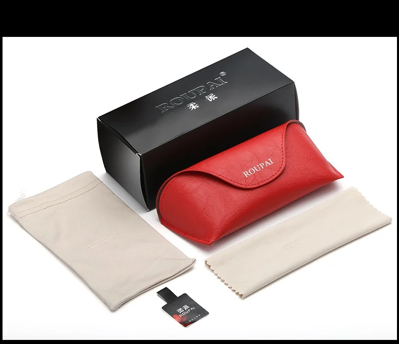 3111587768_335337574