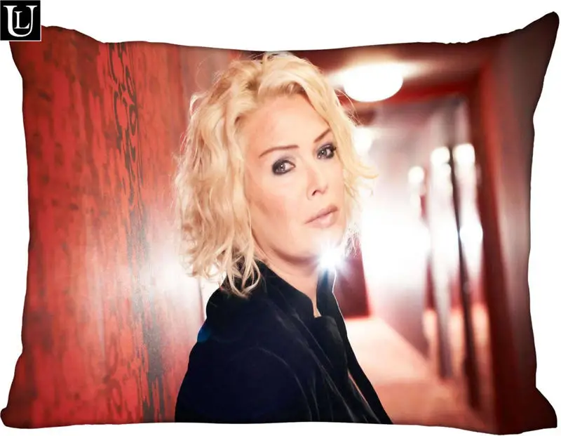 Изготовленный На Заказ Kim WIlde Прямоугольная подушка крышка Размеры 45x35 см (с одной