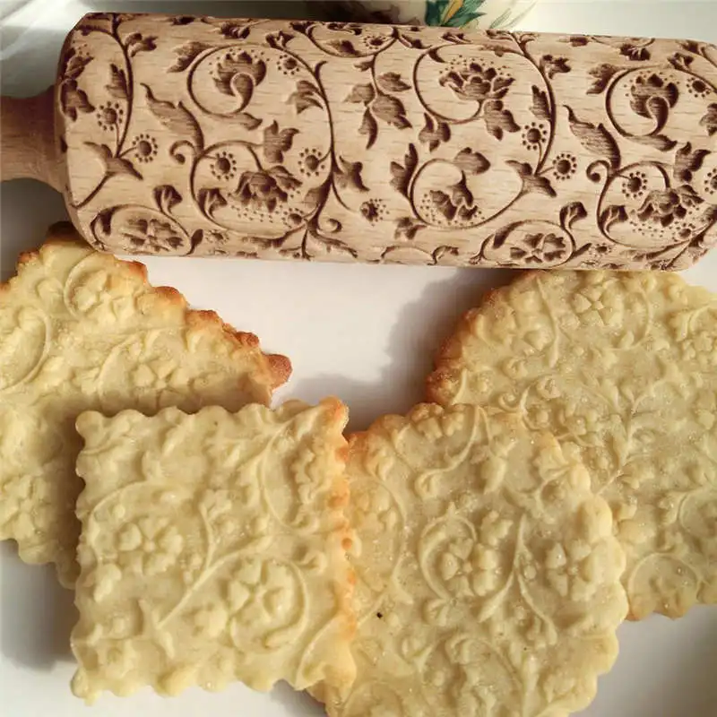 

Christmas Rolling Pin Engraved Carved Wood Embossed Rolling Pin Kitchen Tool Christmas tree fondant embossed rolling pin #2n21