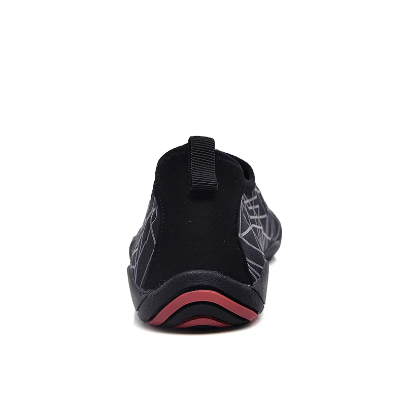 تنفس الصيف جديد أكوا المنبع أحذية الرجال النساء صنادل شاطئ الغوص سباحة التزحلق المياه الجوارب المطبوعة تنيس رياضة رياضية